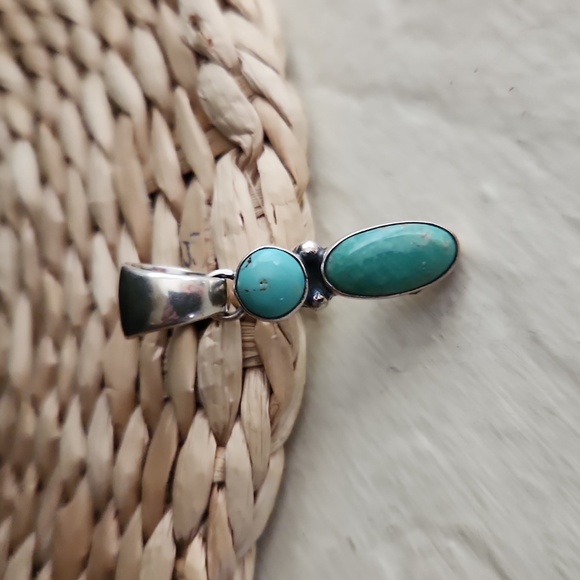 Gorgeous NWOT Native American Navajo Turquoise and Sterling Pendant 🩵🎁 - Picture 8 of 9